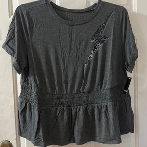 TORRID LOVESICK ICON SMOCKED WAIST TEE: GRAY: NEW WITH TAGS: SIZE 2